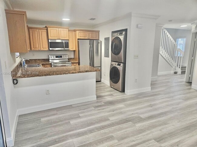 Photo - 11119 W Okeechobee Rd