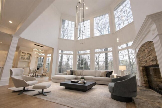 Photo - 1430 Hillcrest Heights