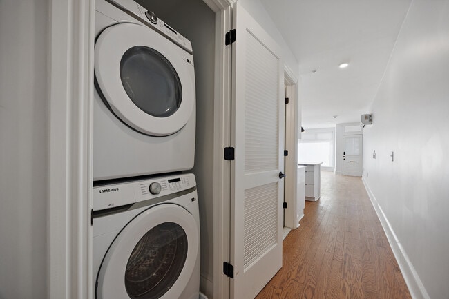 Photo - 835-839 N Tatnall St