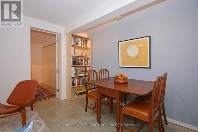 Photo - 379 Berkeley St
