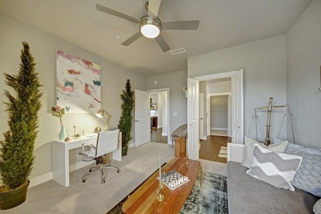 Photo - Metropolitan