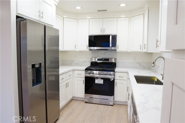 Photo - 2740 N Brea Blvd