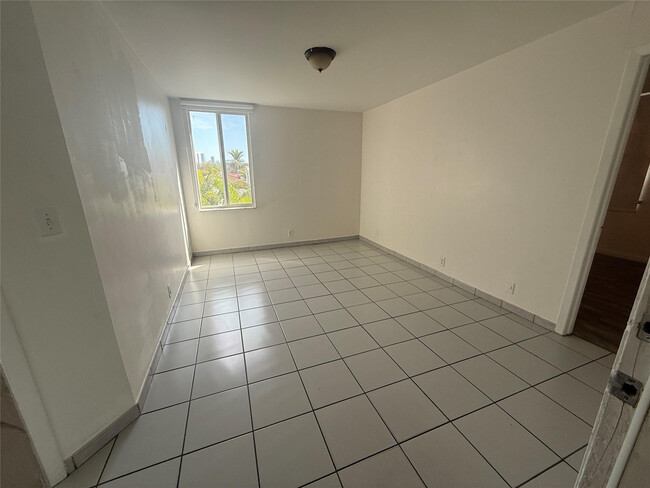 Photo - 1853 SW 17th St Unit 2