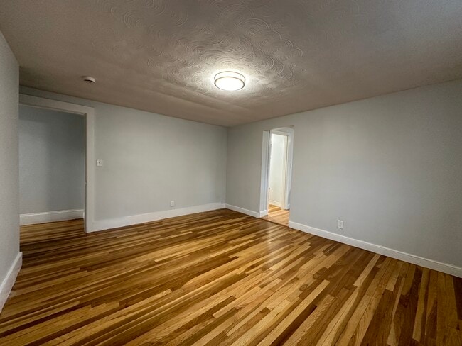 Photo - 144 Union St Unit 3