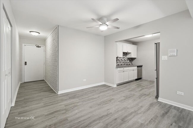 Photo - 144 E Bailey Rd Unit L