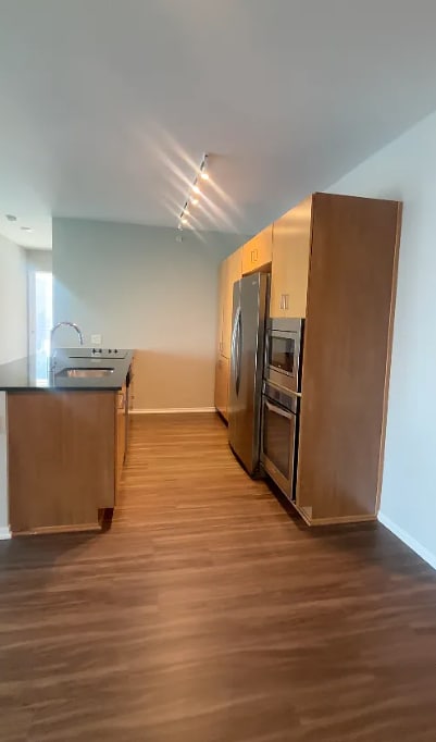 Photo - 205 E Grand Ave Unit 4001