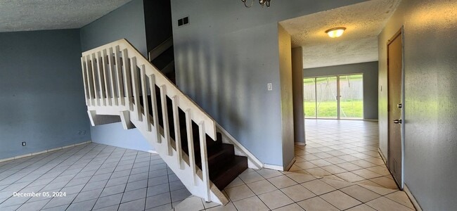 Photo - 7807 Lamppost Ct