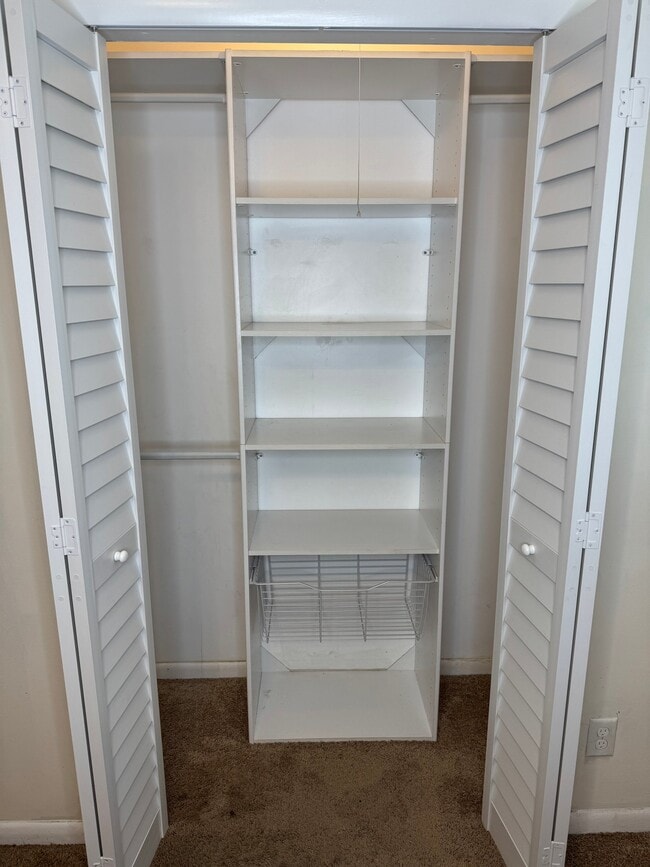 Photo - 8229 Frost St N