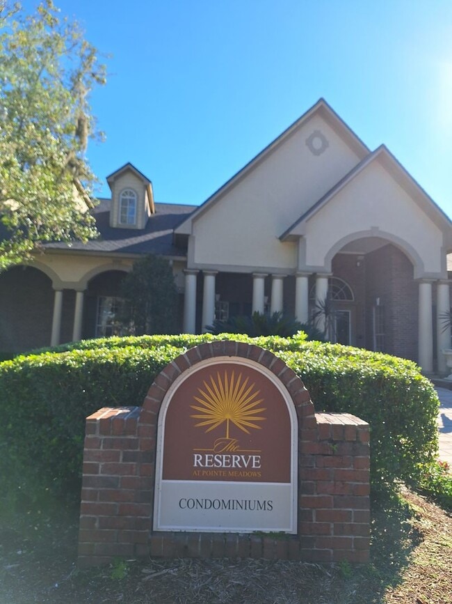 Photo - Ground Floor Condo at Gate Pkwy Unit 7800 POINT MEADOWS Drive