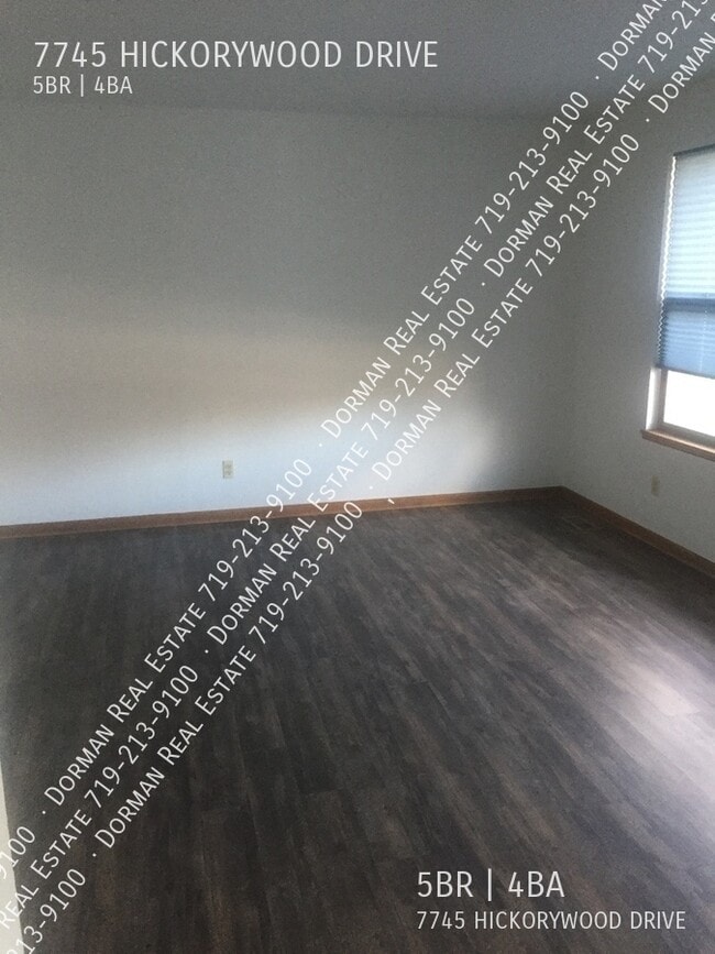 Photo - 7745 Hickorywood Dr
