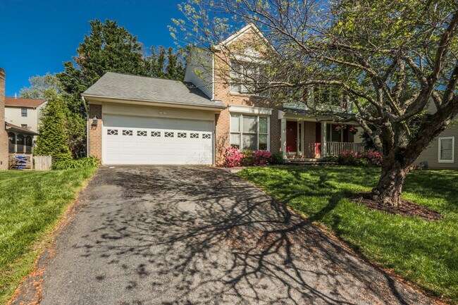 Building Photo - 1476 Powells Tavern Pl