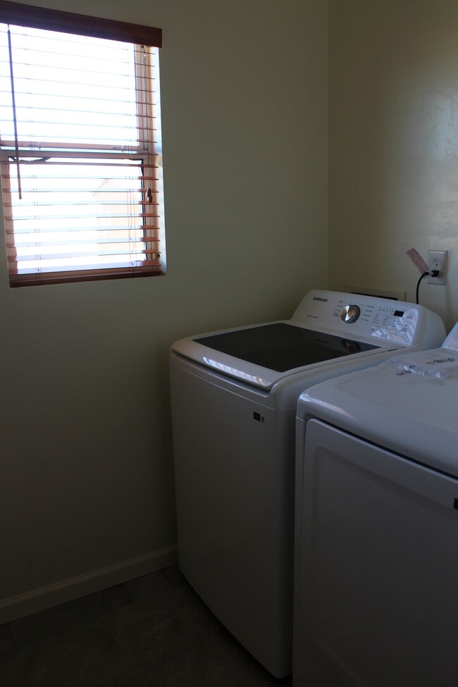 Photo - 4190 E Deer Dancer Way