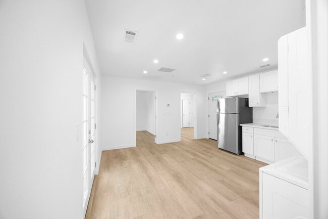 Photo - 308 N Catalina Ave Unidad 4