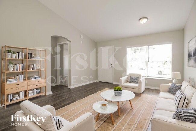 5771 Cinnamon Fern Blvd