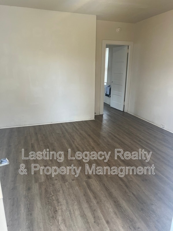 Photo - 1016 W 13th St