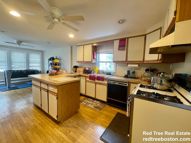 Photo - 83 Lexington St