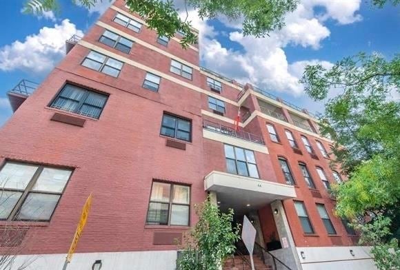 Building Photo - 44 Sherman Ave Unit 5g