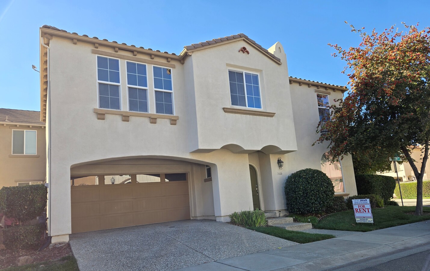 Photo - 5435 Knotty Pine Way