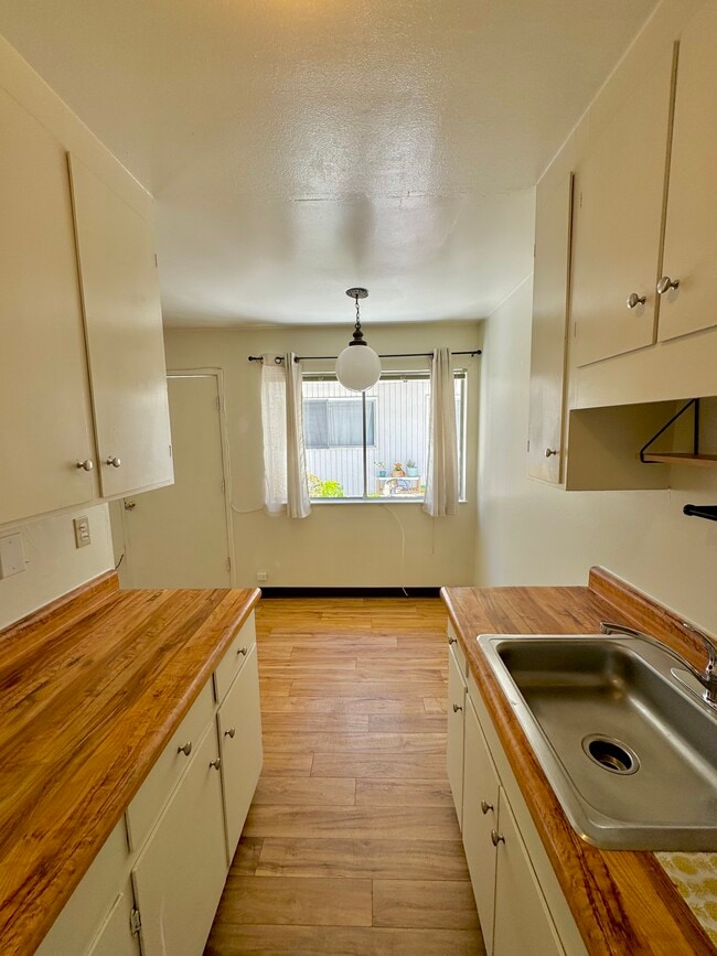 Photo - 870 Grove St Condo Unit 103