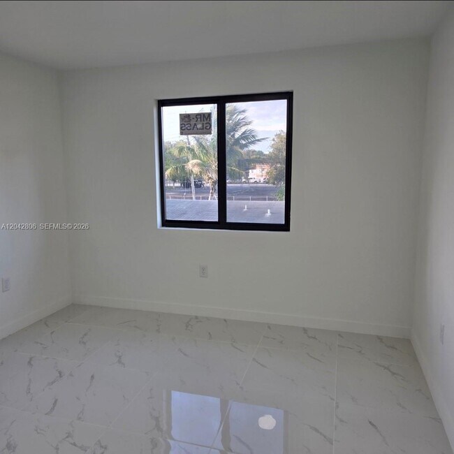 Photo - 2729 NW 44th St