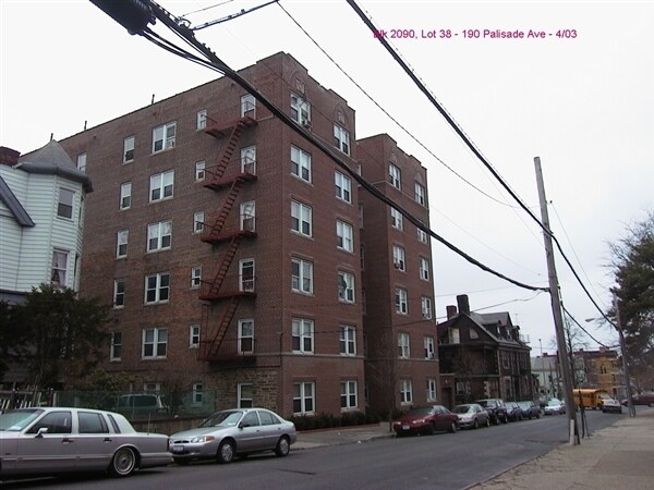 190 Palisade Ave - 190 Palisade Ave Apartments