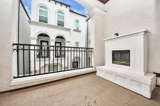Photo - 2704 Freund St