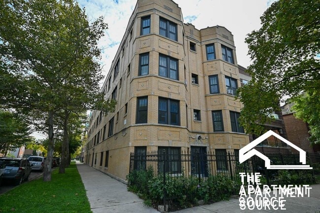 Photo - 2929 W McLean Ave Unidad 3