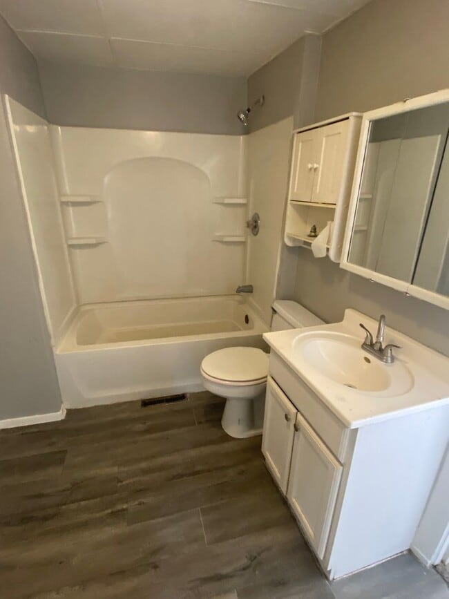 Photo - FRI1011 Unit 1