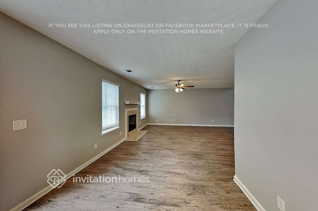 Photo - 939 Bramble Way