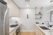 1BR, 1BA - 614SF - Kitchen