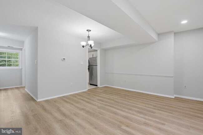 Photo - 7739 Tiverton Dr