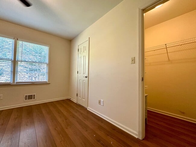 Photo - 759 Mockingbird Ln