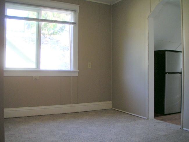Building Photo - 1434 Ferry St SE Rental