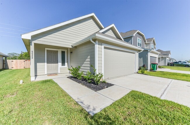 Building Photo - 5522 Briana Dee Dr