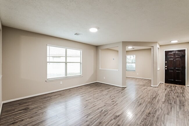 Photo - 16030 Arapaho Bend Ln