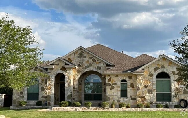 Building Photo - 323 Chisholm Trail Rental