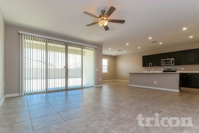 Photo - 30361 W Crittenden Ln