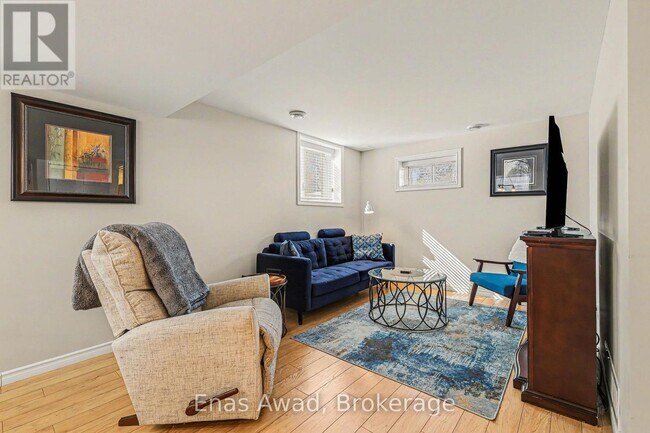 Photo - 170 Anna Ave