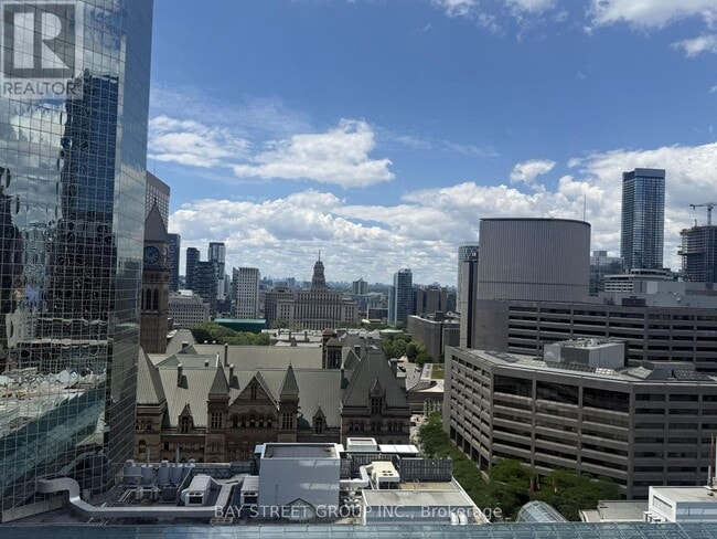 Photo - 197 Yonge St Unit 1709