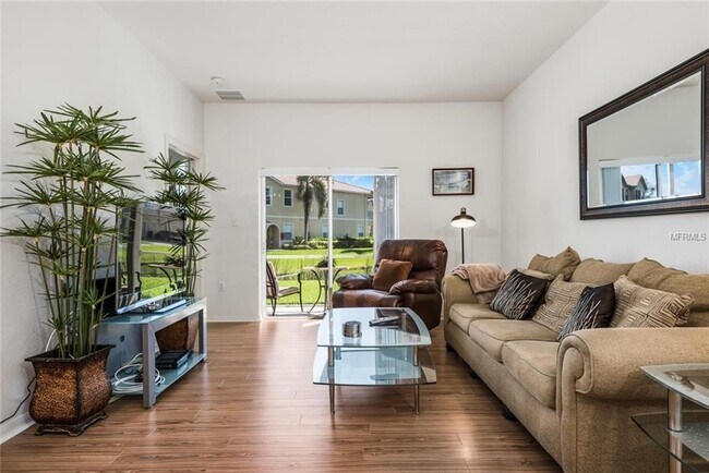 Photo - 3742 Parkridge Cir