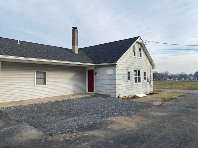 Photo - 14 Stoltzfus Ln