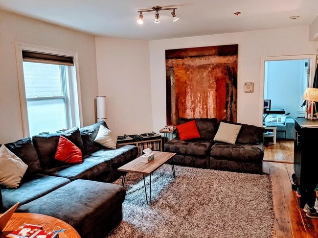 Building Photo - 6 Porter Rd Unit 2R Rental