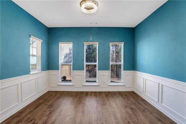 Photo - 7139 Southface Way SW