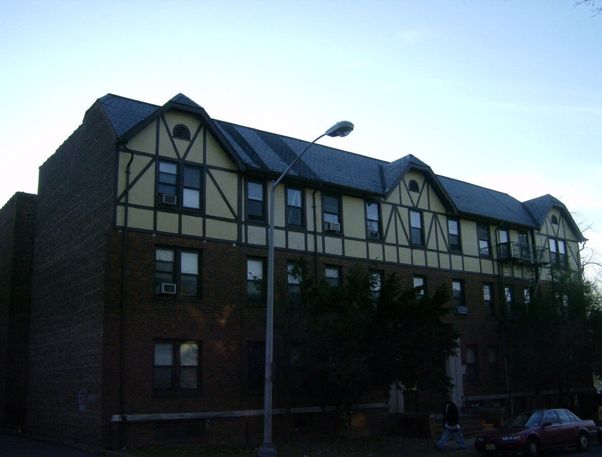 Photo - 33 Rhode Island Ave