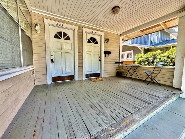 Photo - 607 S Willow Ave