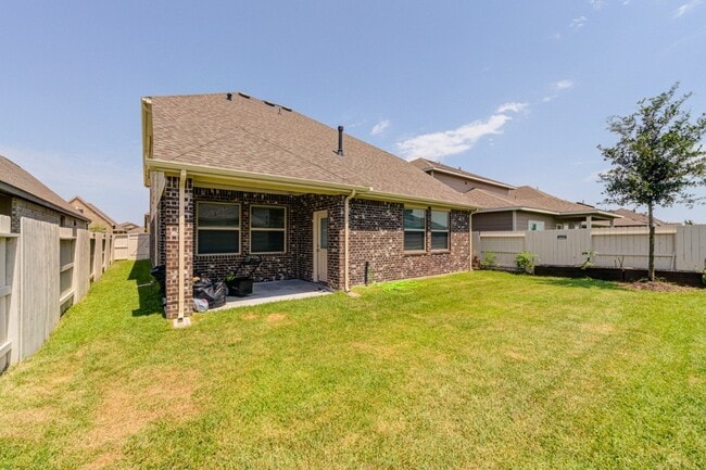 Building Photo - 4423 Sandhill Terrace Ln