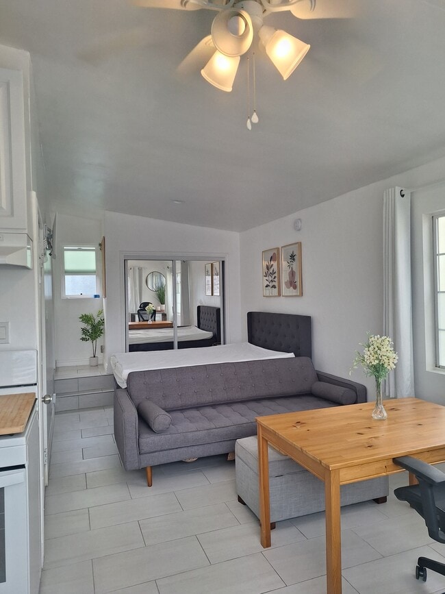 Photo - 4361 Camero Ave