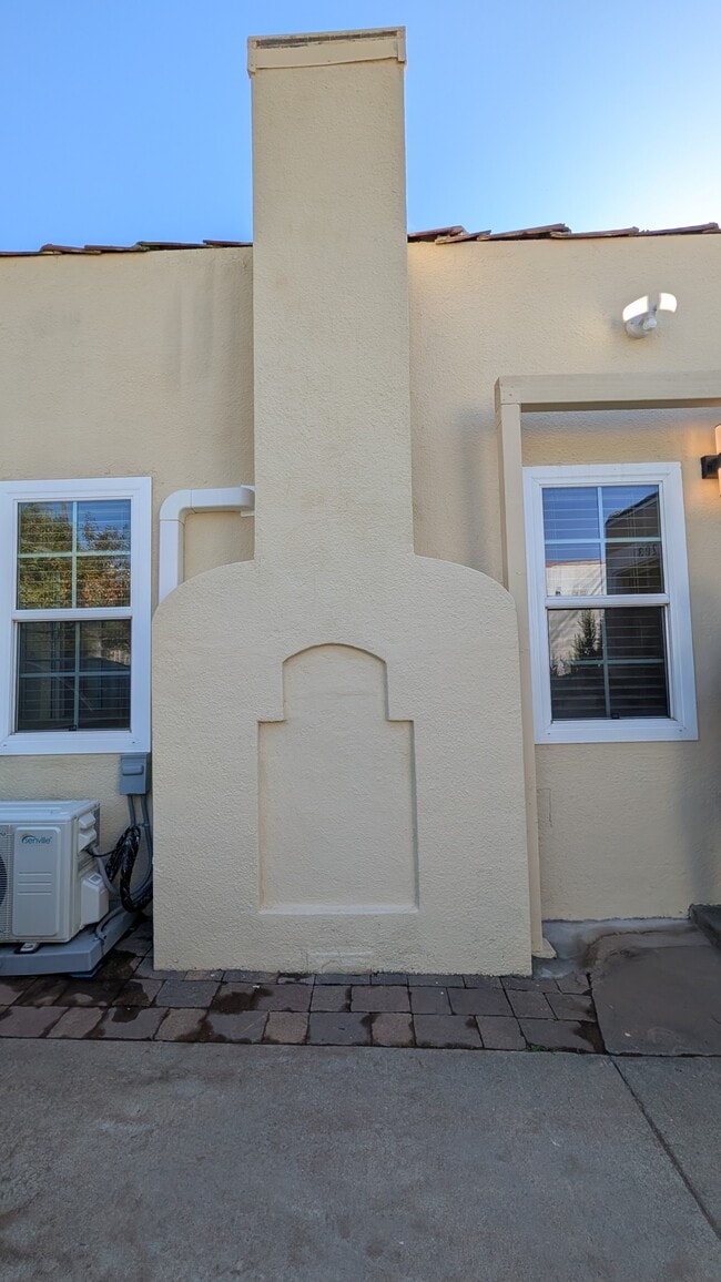 Photo - 1203 N Kenilworth Ave