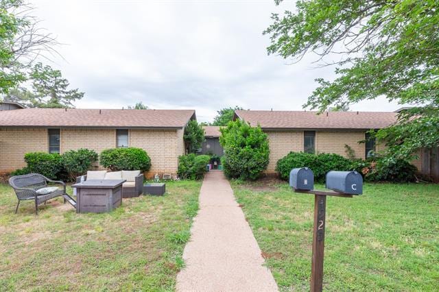 Photo - 4925 Greenslope Dr