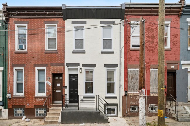 Photo - 2550 N Sartain St